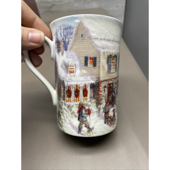 Vtg LENOX for the Holidays Mugs Set Of 4 AMERICAN CHRISTMAS 4 1/2" - Picture 8 of 15